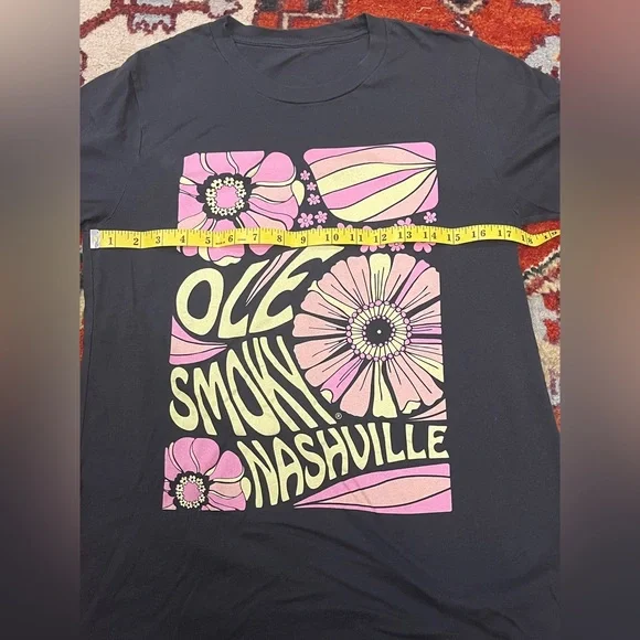 Ole Smokey Nashville Short Sleeve Graphic T-Shirt - Picture 3 of 6
